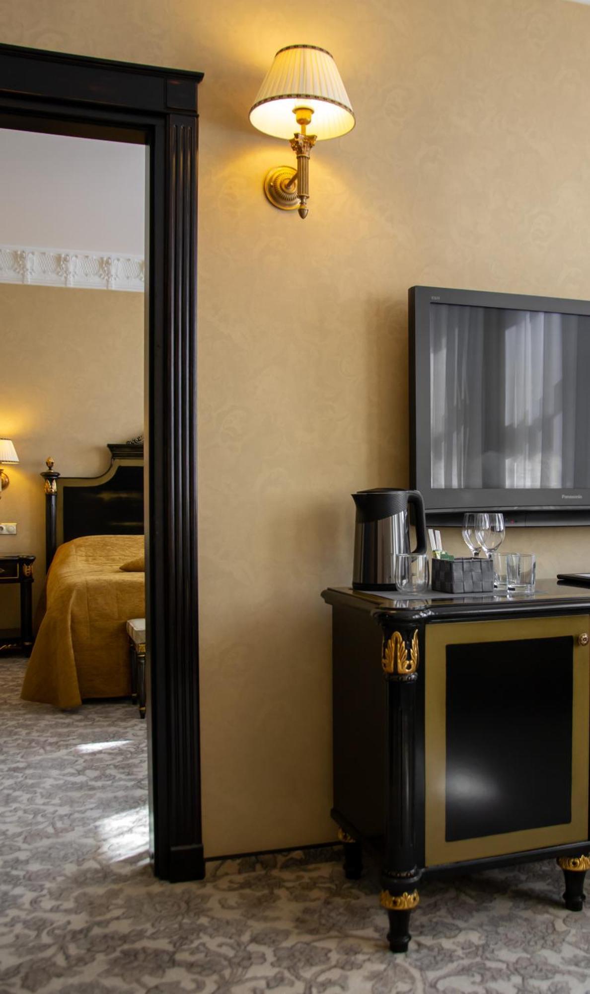 Axelhof Boutique Hotel Dnipro Luaran gambar