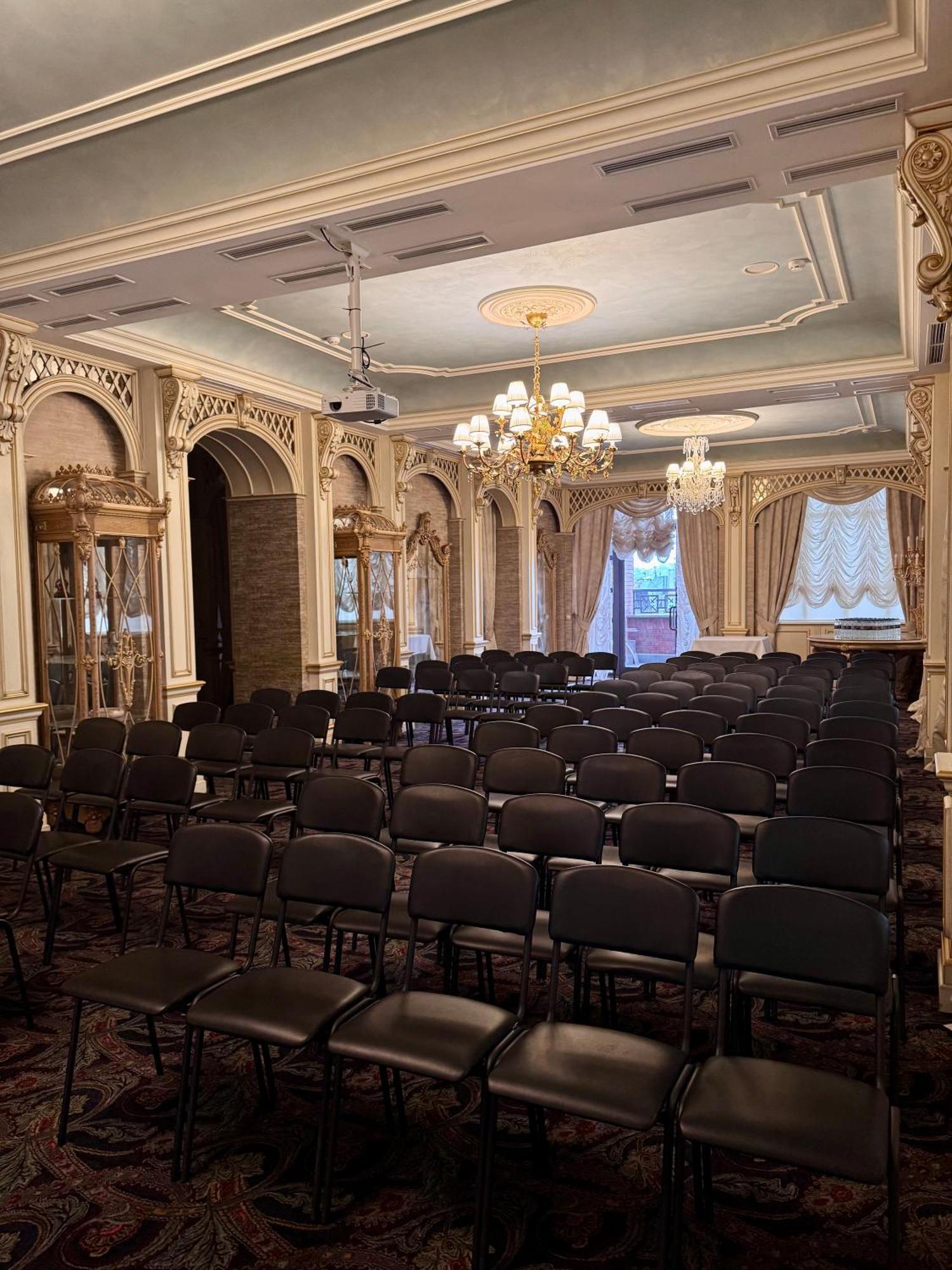 Axelhof Boutique Hotel Dnipro Luaran gambar
