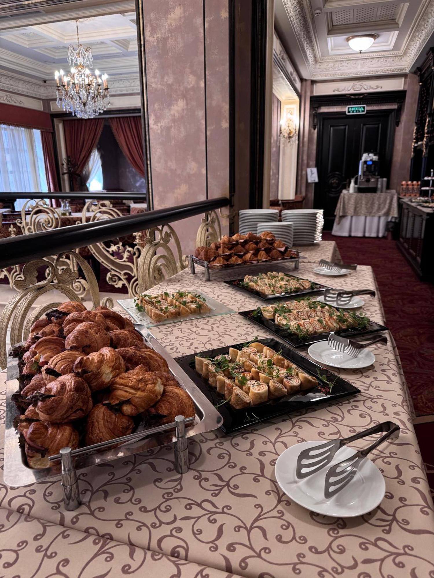 Axelhof Boutique Hotel Dnipro Luaran gambar