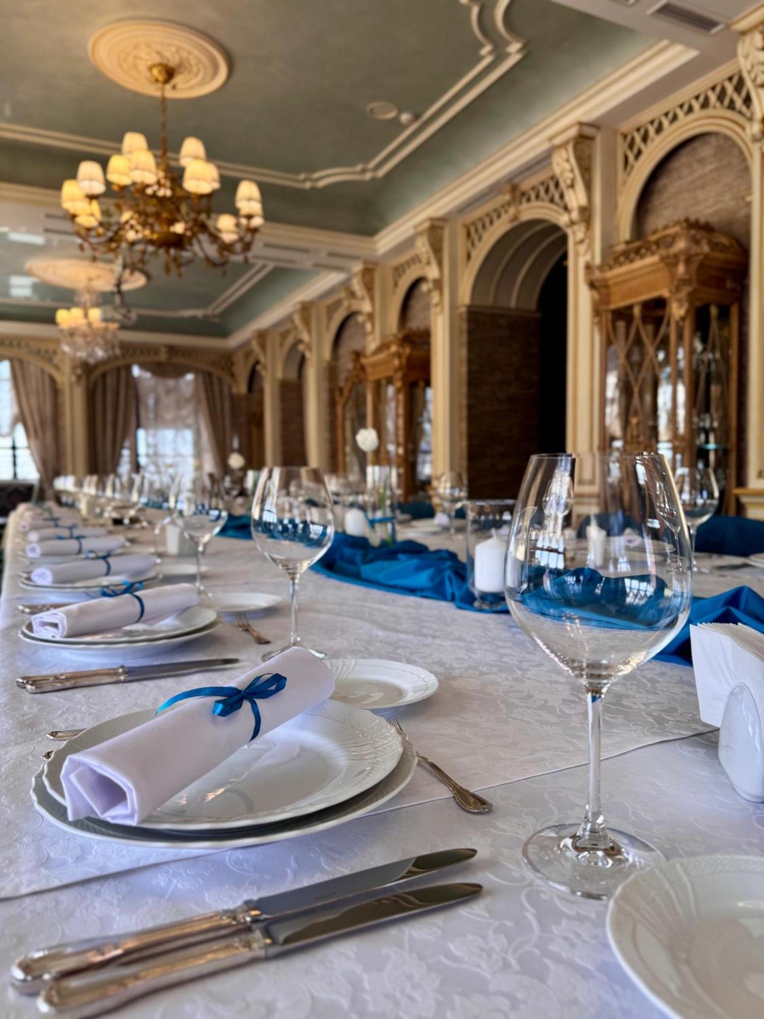 Axelhof Boutique Hotel Dnipro Luaran gambar