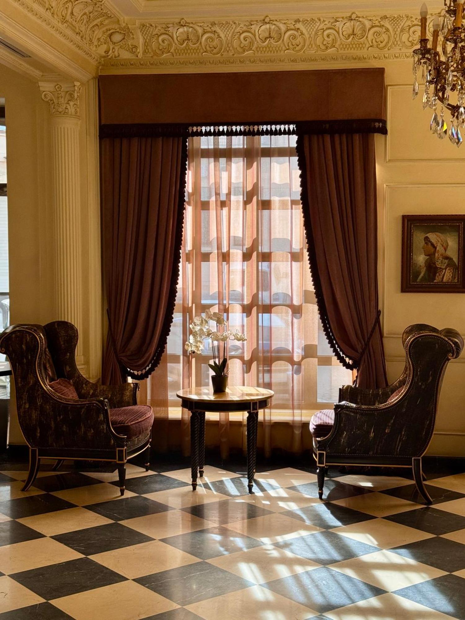 Axelhof Boutique Hotel Dnipro Luaran gambar